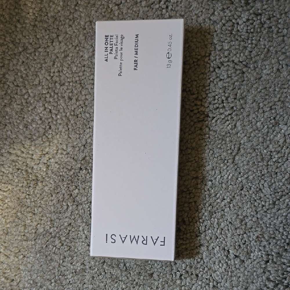 Farmasi All in One Face Palette